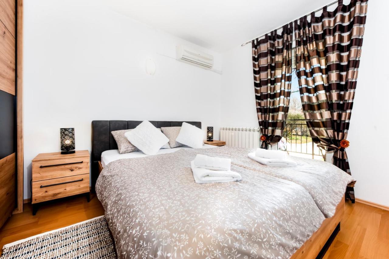 Lea'S Apartment Rovinj Luaran gambar