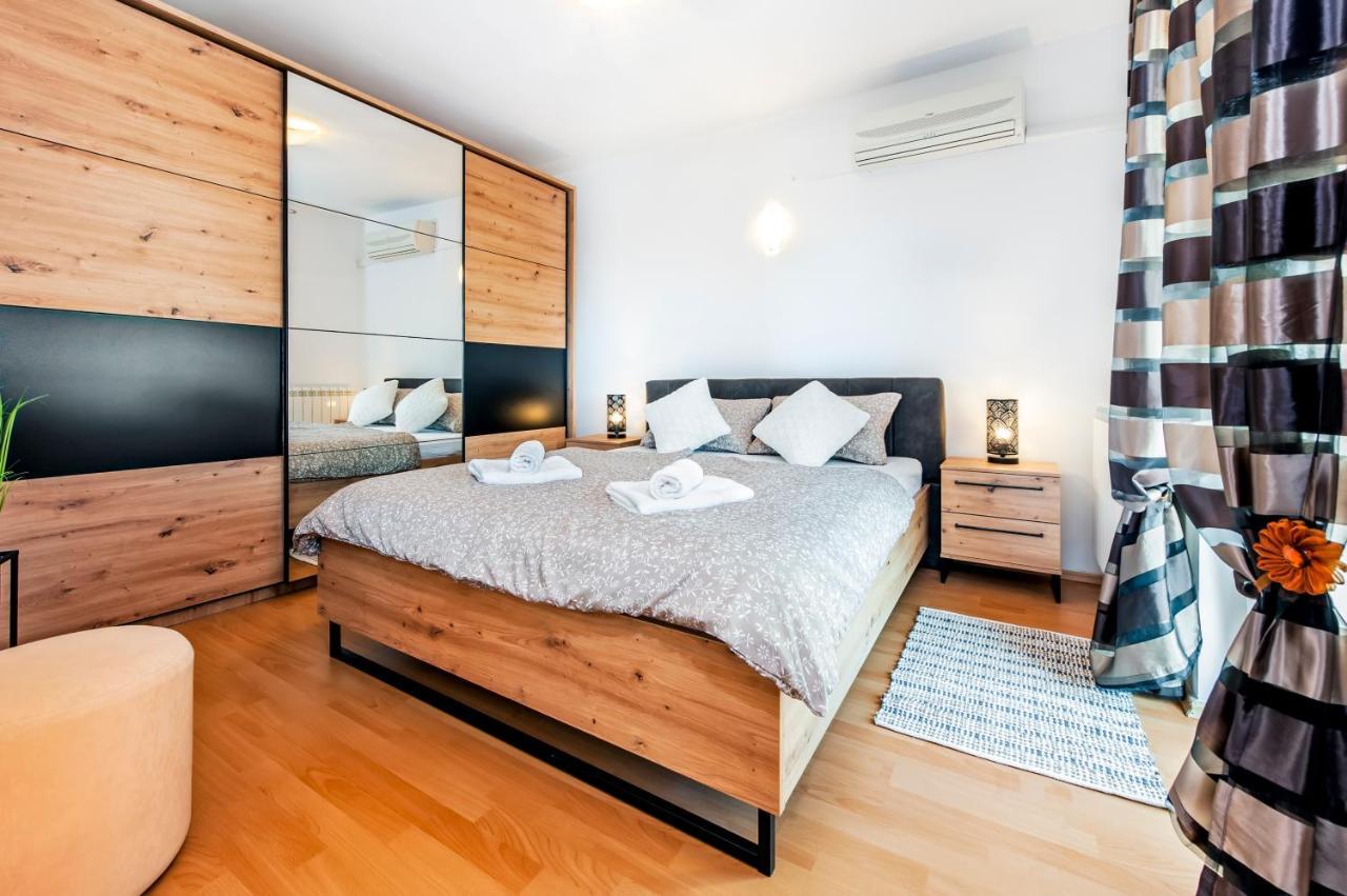 Lea'S Apartment Rovinj Luaran gambar