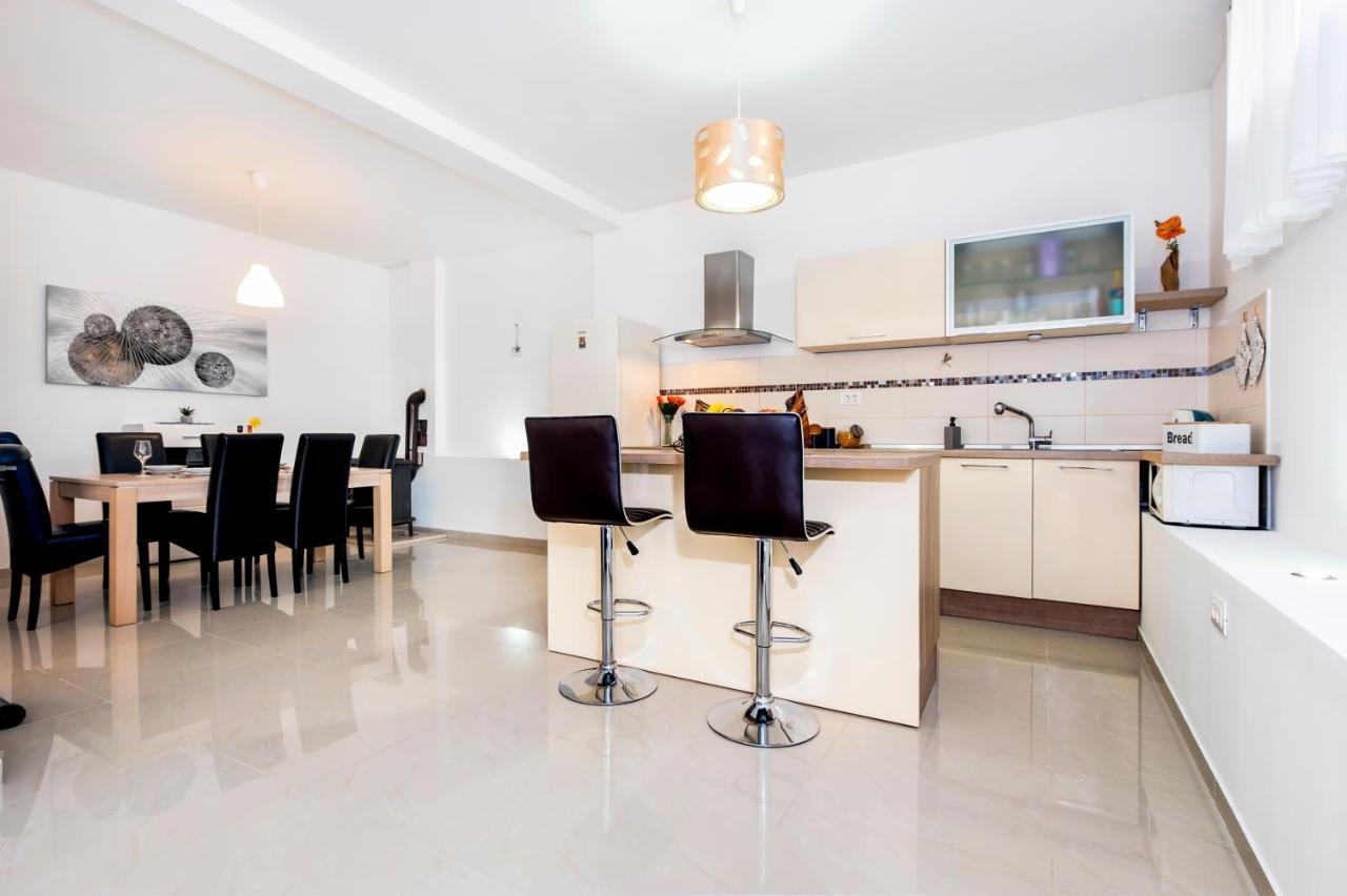 Lea'S Apartment Rovinj Luaran gambar